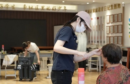 【沈阳美业人】七夕限定浪漫 | 统丽学员化身美丽魔法师，点亮多福社区!